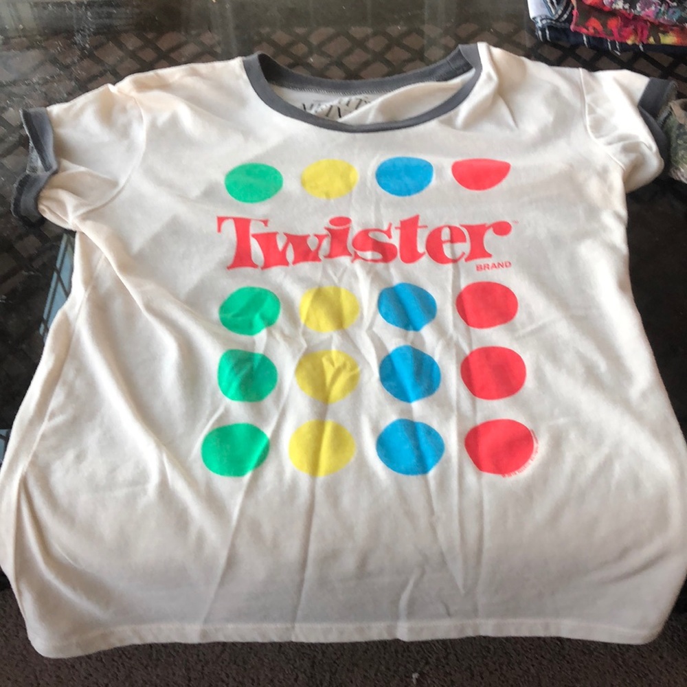 Short sleeve junior’s t shirt.